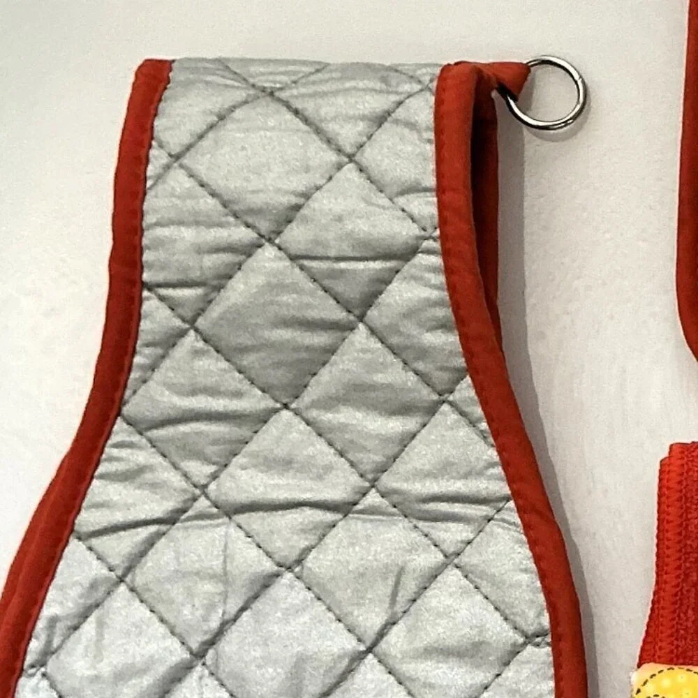 NEW APPLES AND PEARS BURNT ORANGE  KITCHEN SET OVEN GLOVE POTHOLDERS TOWELS